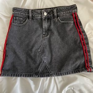 pacsun distressed black denim skirt